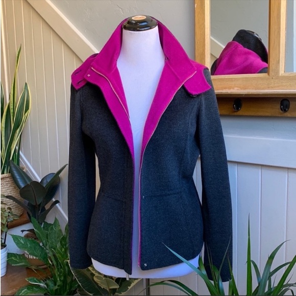 ST JOHN Peplum Hybrid Hooded Contrast Jacket in Grey and Fuchsia Angora Blend - Picture 1 of 16